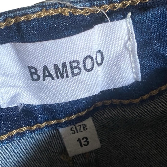 EMBROIDERED Floral Flare Leg Denim Blue Jeans #Bohemian Inspired - Picture 4 of 8